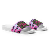 I'm's The Pink in This Camo World Slides
