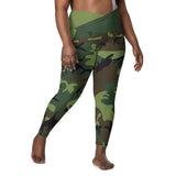 I'm's The Pink in This Camo World Crossover Leggings with pockets