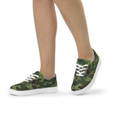 I'm's The Pink in This Camo World Lace-Up Canvas Shoes