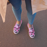 I'm's The Pink in This Camo World Slip-On Canvas Shoes