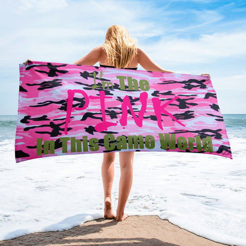 I'm's The Pink In This Camo World Horizontal Towel