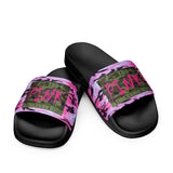 I'm's The Pink in This Camo World Slides