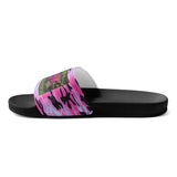 I'm's The Pink in This Camo World Slides