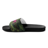 I'm's The Pink in This Camo World Slides