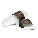 I'm's The Pink in This Camo World Slides